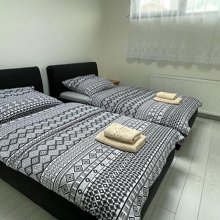 פראג Rumako Apartments מראה חיצוני תמונה